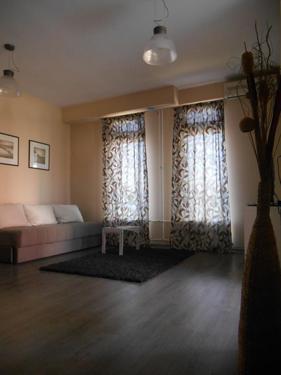 Top Apartment Ni Екстериор снимка