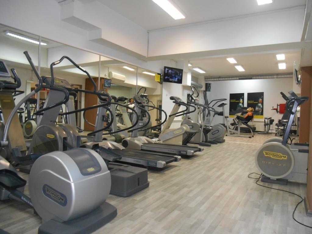 Top Apartment Ni Екстериор снимка
